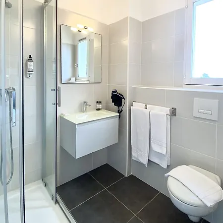 Les Pavillons Du Golfe Hotel