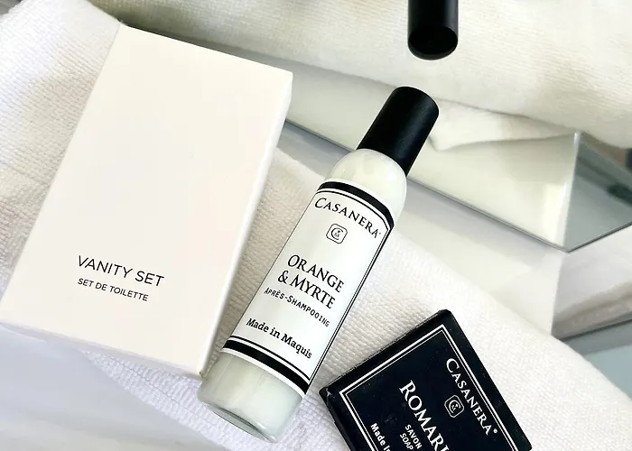 Les Pavillons Du Golfe 3* Favone