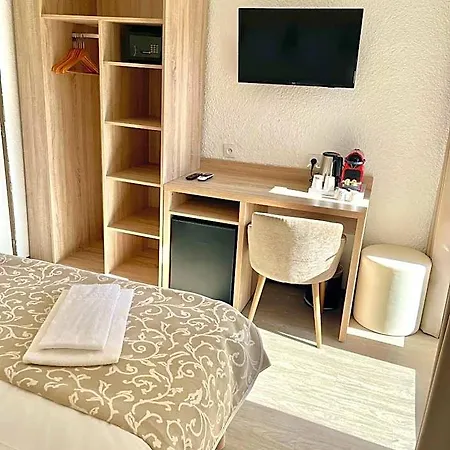 Hotel Les Pavillons Du Golfe 3*