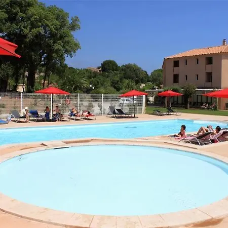 Les Pavillons Du Golfe 3* Favone