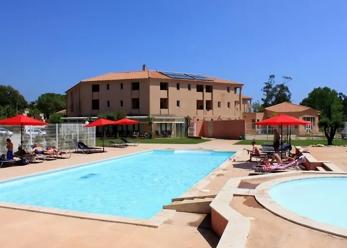 Hotel Les Pavillons Du Golfe 3*