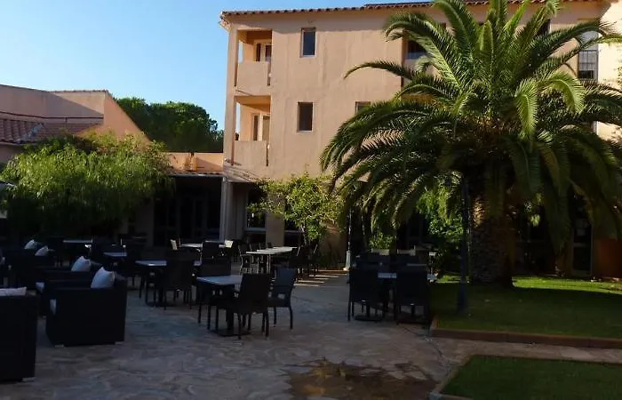 Hotel Les Pavillons Du Golfe 3*